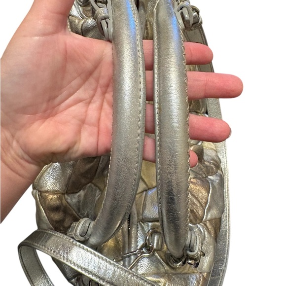 Miu Miu silver/gold metallic patchwork leather tote bag - Picture 4 of 14